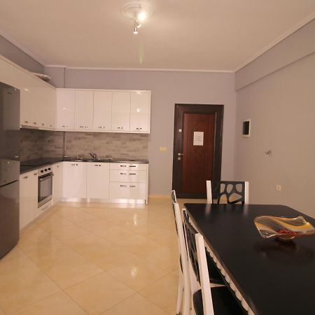 Mece Apt. Apartment ซารานเดอ ภายนอก รูปภาพ